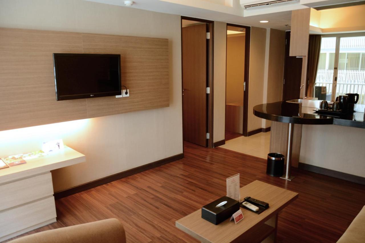 Hotel Ramada By Wyndham Bali Sunset Road Kuta Seminyak Zewnętrze zdjęcie