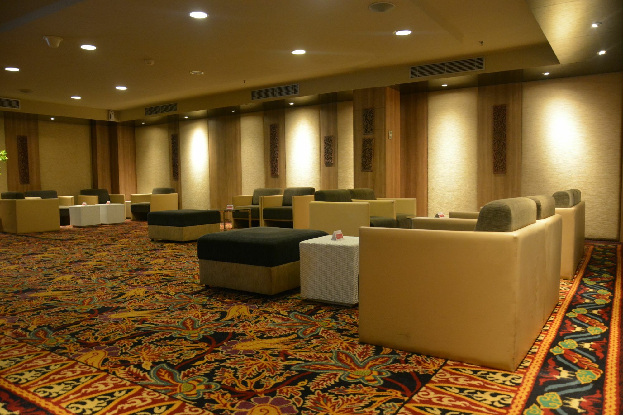 Hotel Ramada By Wyndham Bali Sunset Road Kuta Seminyak Zewnętrze zdjęcie